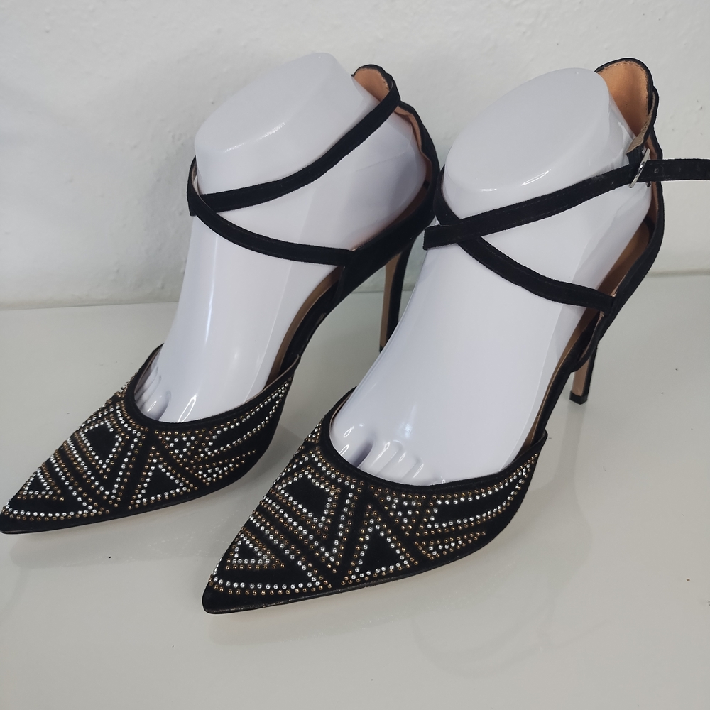 CARLOS by Carlos Santana Black VelvetHeels/Pumps- Excellent pre-owned Size 8.5